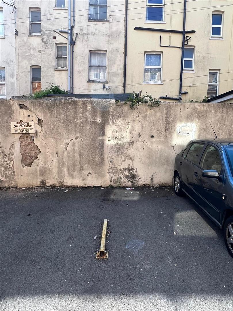 Property Details for Langney Road Eastbourne BN22 8AJ Town Property